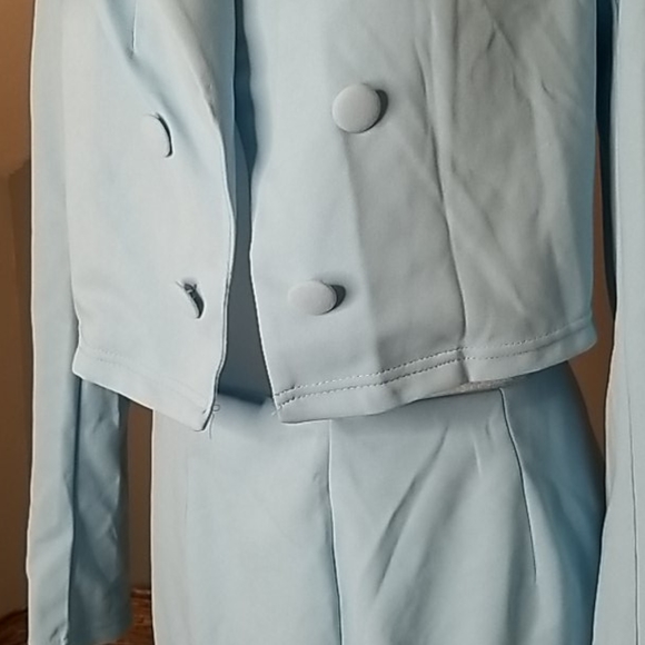 Shein suit - Picture 3 of 3